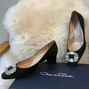 Black Oscar de la Renta heels in size 37.5
